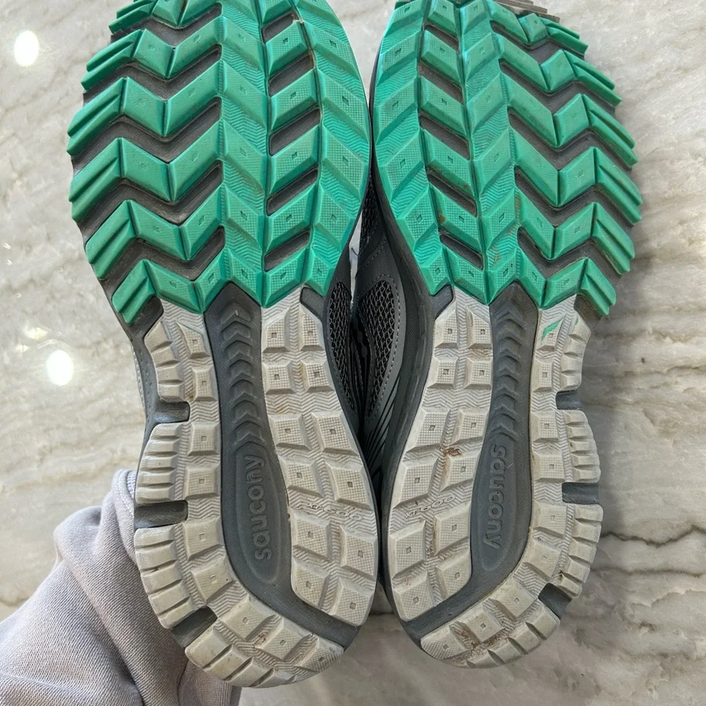 Saucony stylish sneakers
